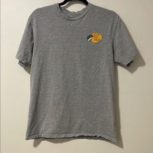 ☀️Sale☀️ Bass Pro Shops t shirt size small